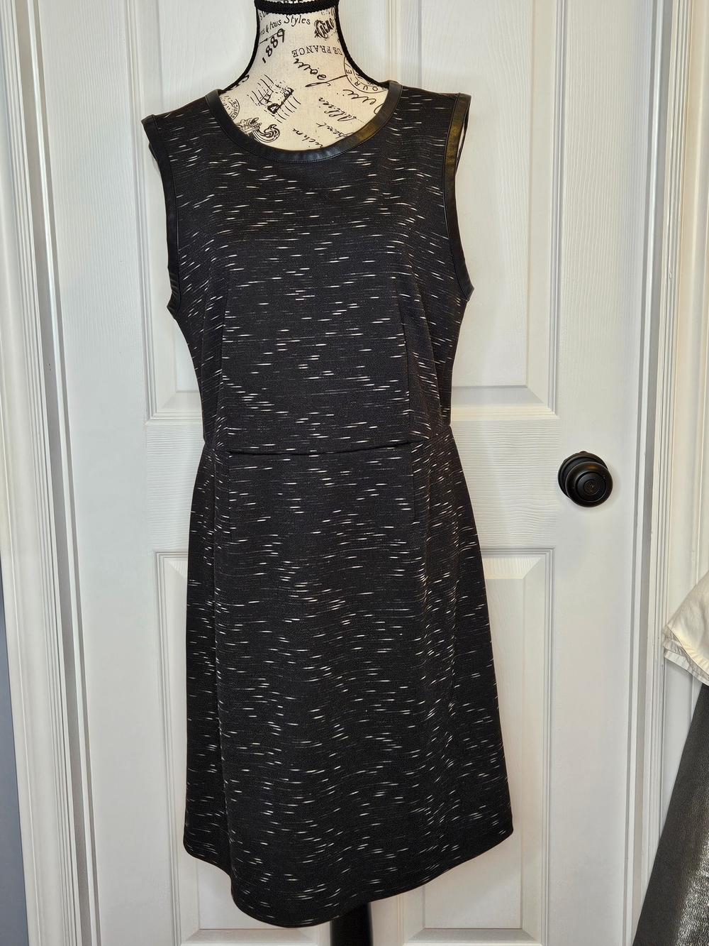 Joe Fresh Casual Dress Sleeveless Size L Black White Speckled Knee Length